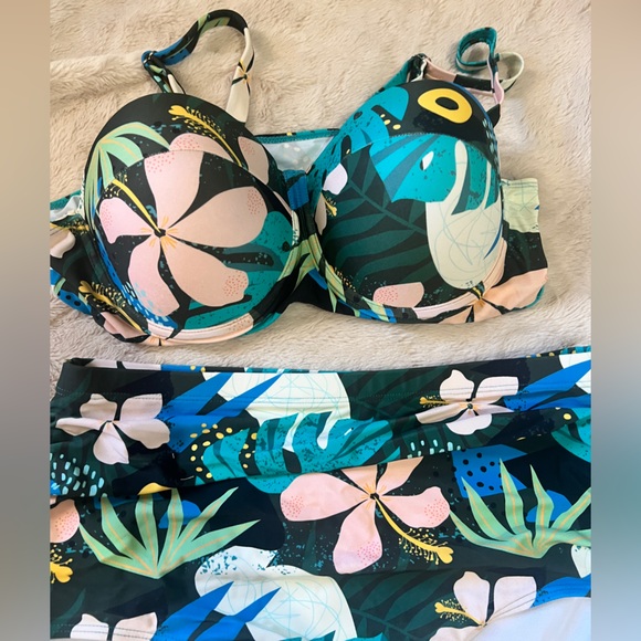 NWT Angrella Vintage Style Floral Bikini Set-XL - Picture 7 of 10